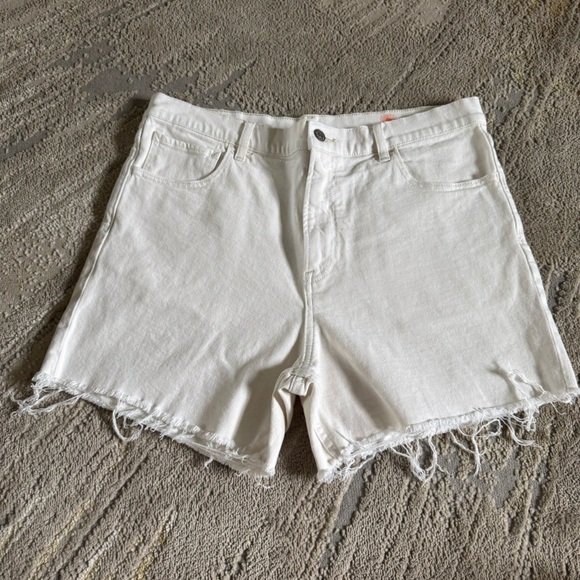 Faherty Sunwashed Denim Jean Short white cotton longer modest 32 - Picture 2 of 14